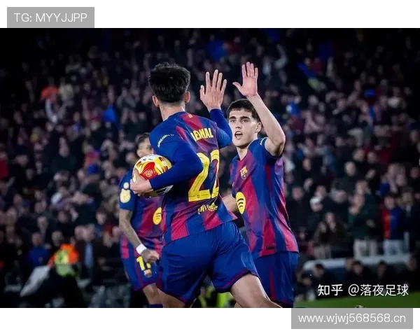 巴萨赢三球背后问题显现，近期表现波动对赛季走势形成制约