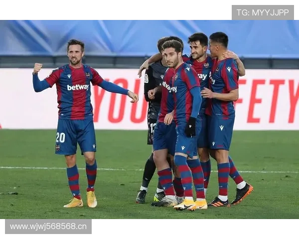 塞维利亚管理层动荡持续发酵,对球队赛季稳定性形成考验