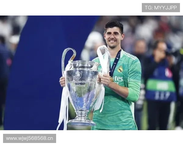 库尔图瓦2022欧冠决赛9次扑救封神之夜解析