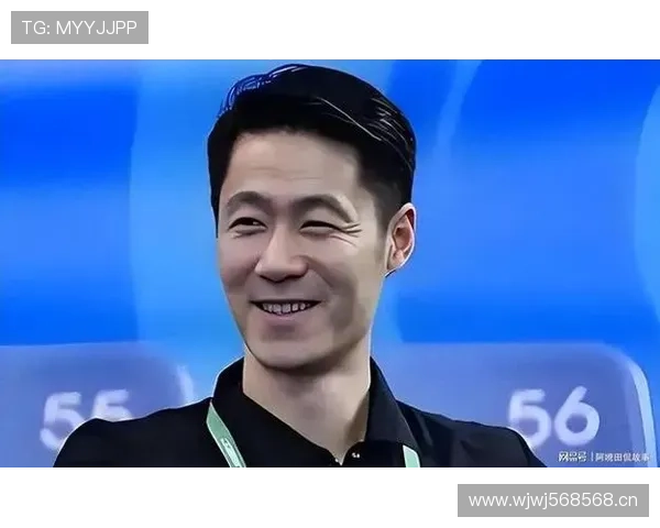 王励勤吃个饭有人偷偷给他算账，这日子也太拽了吧？